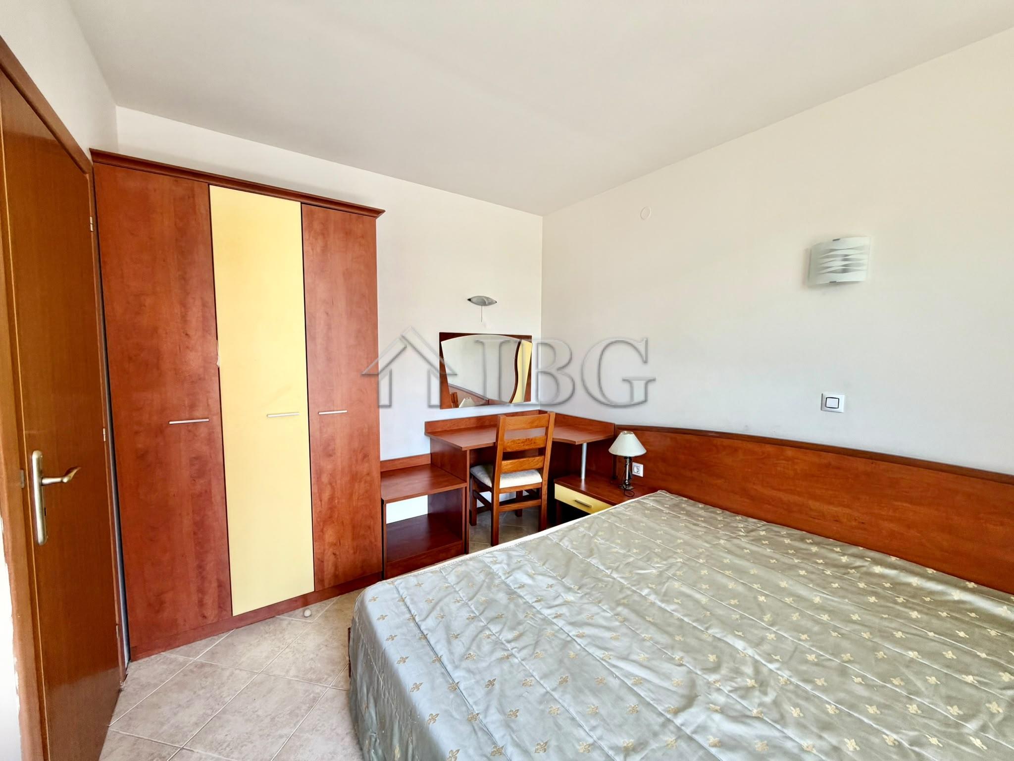 1-Bedroom Apartment with Sea View in Poseidon Complex, Sunny Beach — photo 16 of 25