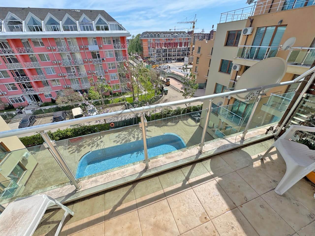 Furnished Studio with Pool View Amadeus 11, Sunny Beach — Burgas
