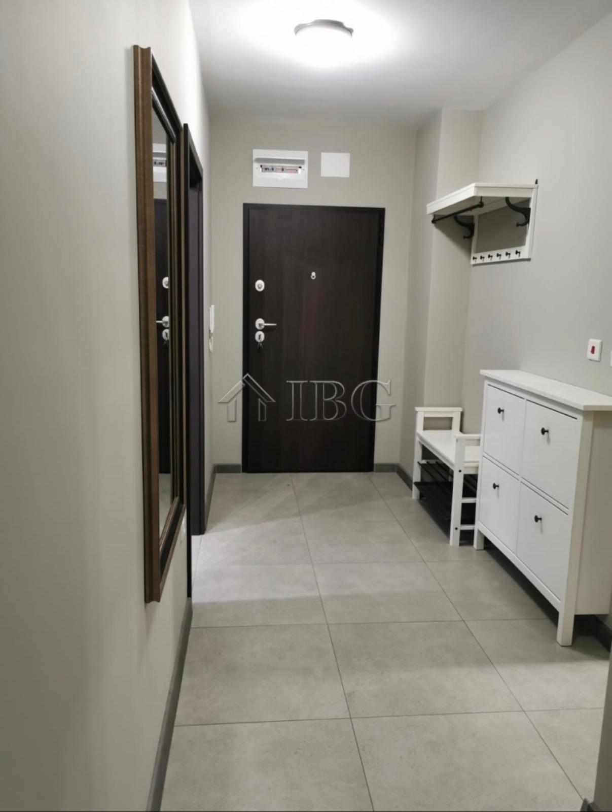 Luxury 1-Bedroom Apartment for Rent in the City Centre — photo 2