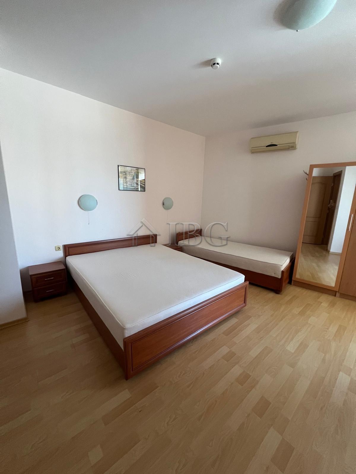 Spacious 1-Bedroom Apartment in Trakia Plaza, Sunny Beach — photo 7 of 20