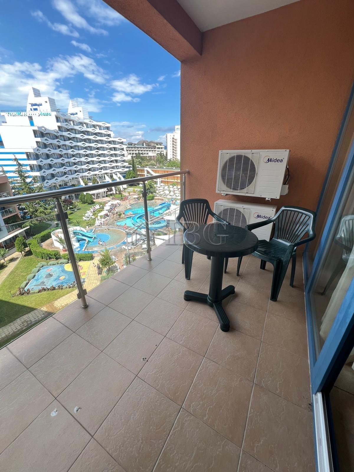 Spacious 1-Bedroom Apartment in Trakia Plaza, Sunny Beach — photo 4