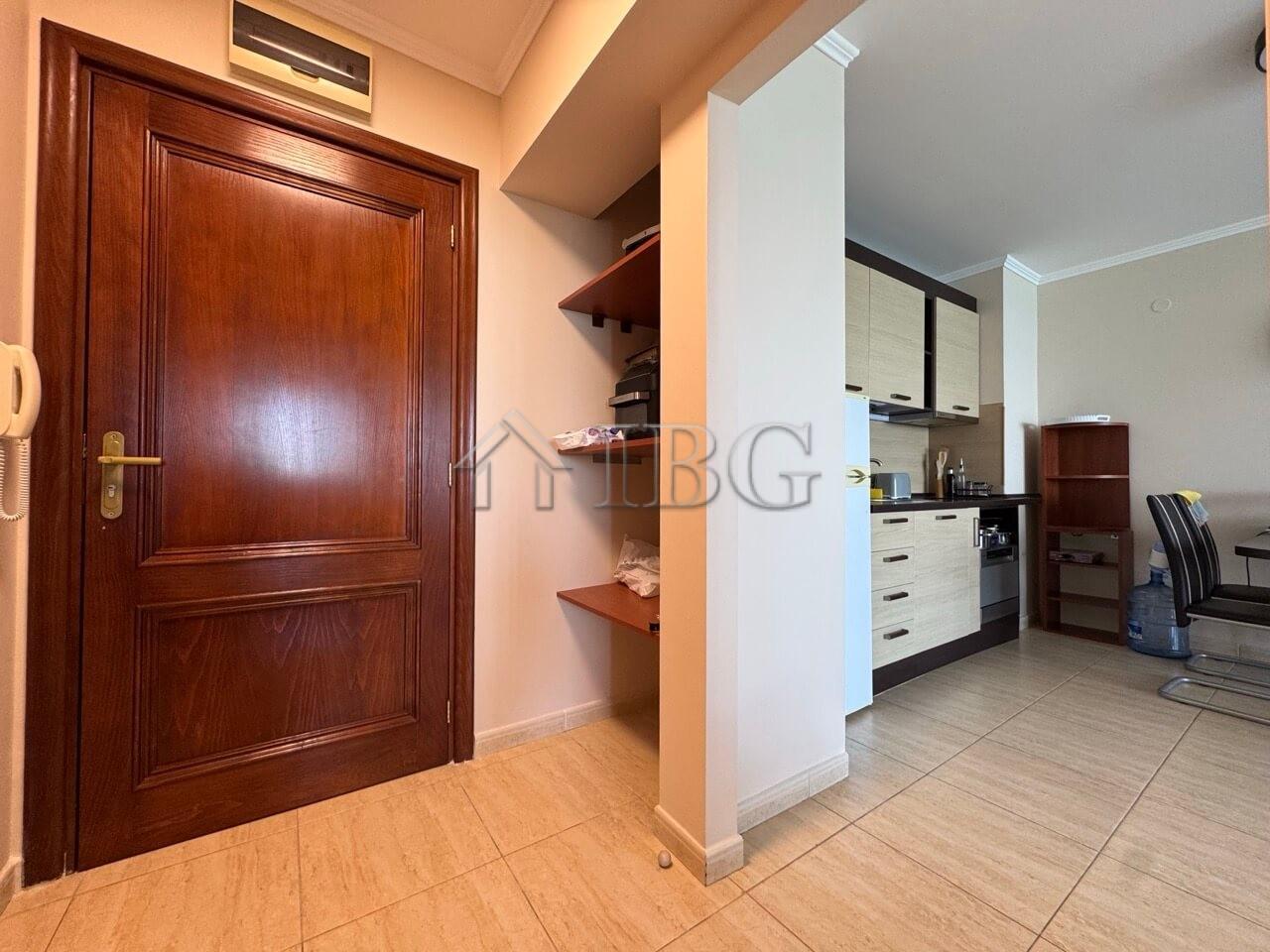 1-Bedroom Apartment with Stunning Sea View Etara, Sveti Vlas — photo 16 of 16
