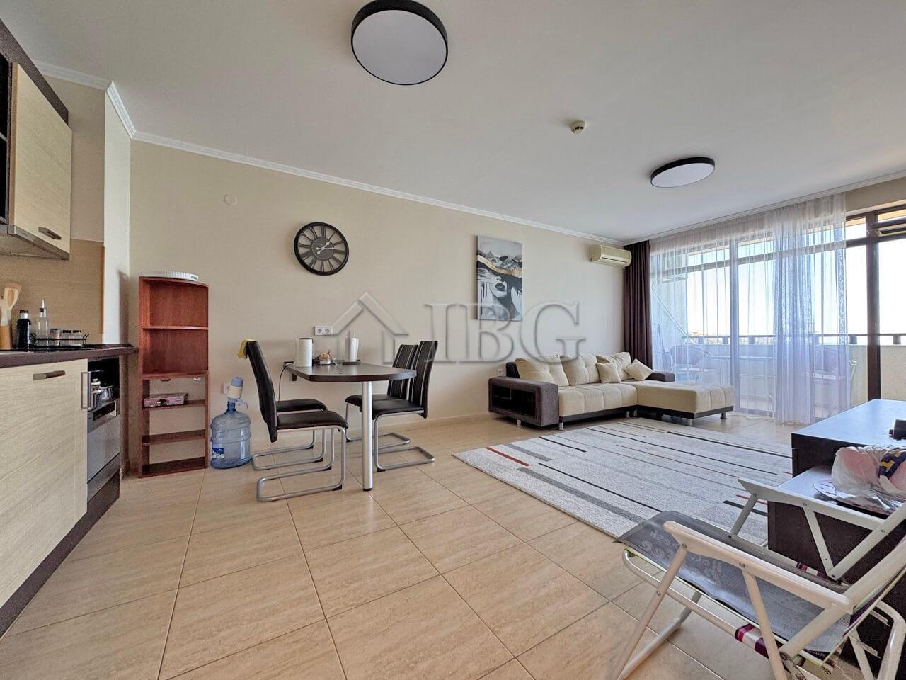 1-Bedroom Apartment with Stunning Sea View Etara, Sveti Vlas — photo 8 of 16