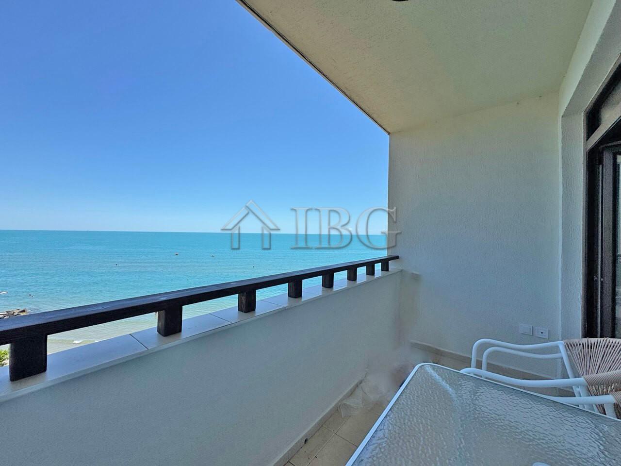 1-Bedroom Apartment with Stunning Sea View Etara, Sveti Vlas — photo 5