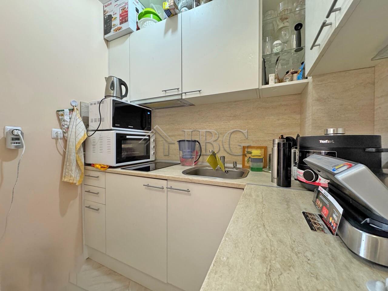 Furnished Studio Messembria Palace, Sunny Beach — photo 10 of 15