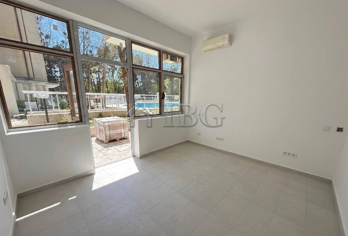 Studio with Pool view Nessebar Fort Residence, Sunny Beach — photo 5
