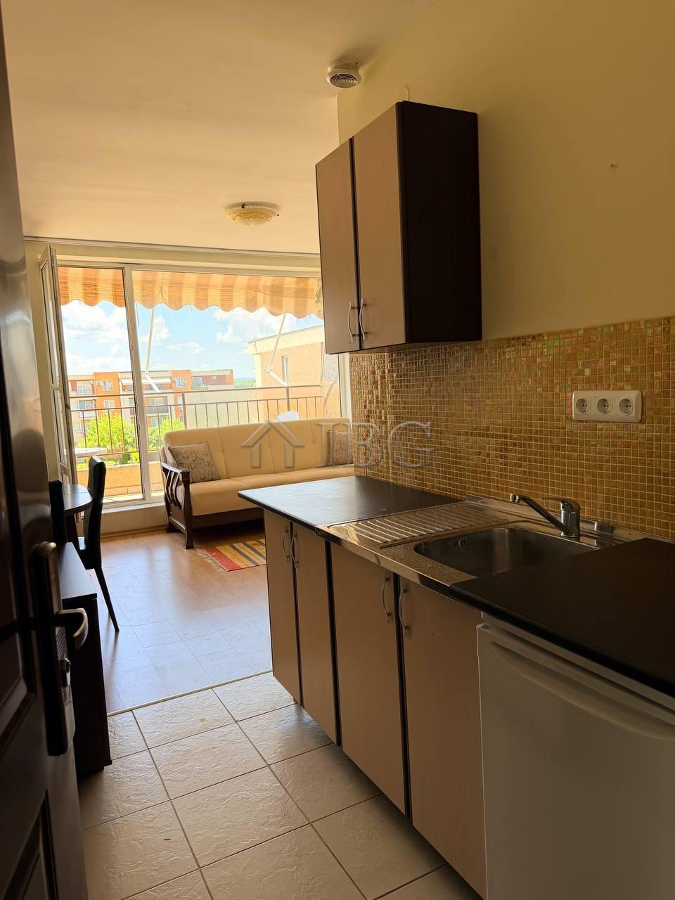 Furnished Studio Apartment Orchid Fort Garden, Sunny Beach — photo 3
