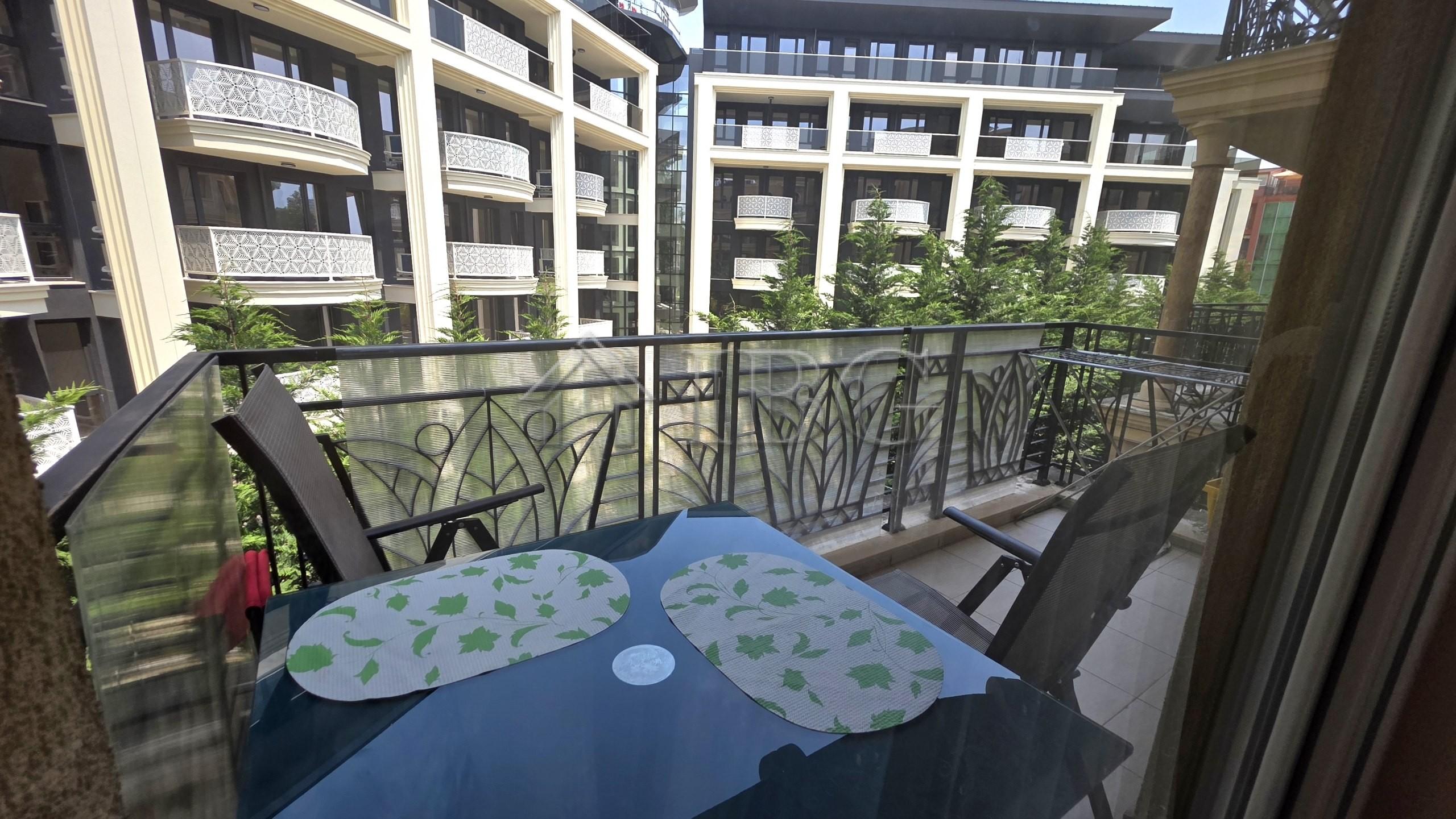 1-Bedroom Apartment with Park View in Aphrodite Gardens, Sunny Beach — photo 11 of 14