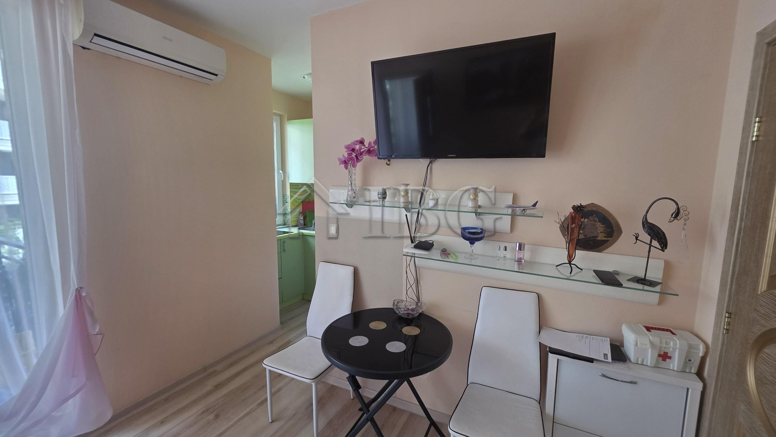 1-Bedroom Apartment with Park View in Aphrodite Gardens, Sunny Beach — photo 2