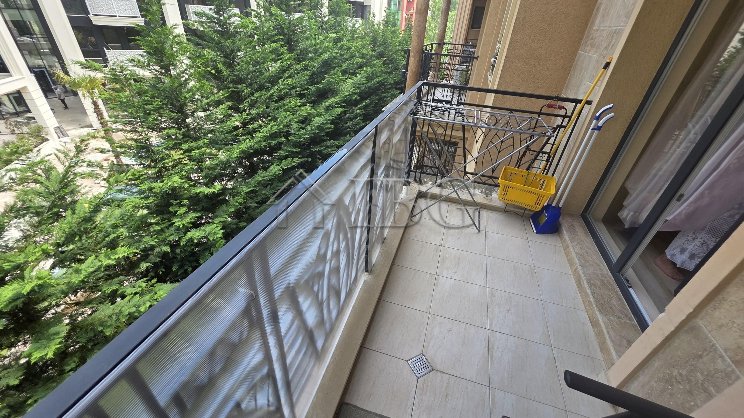 1-Bedroom Apartment with Park View in Aphrodite Gardens, Sunny Beach — photo 10 of 14