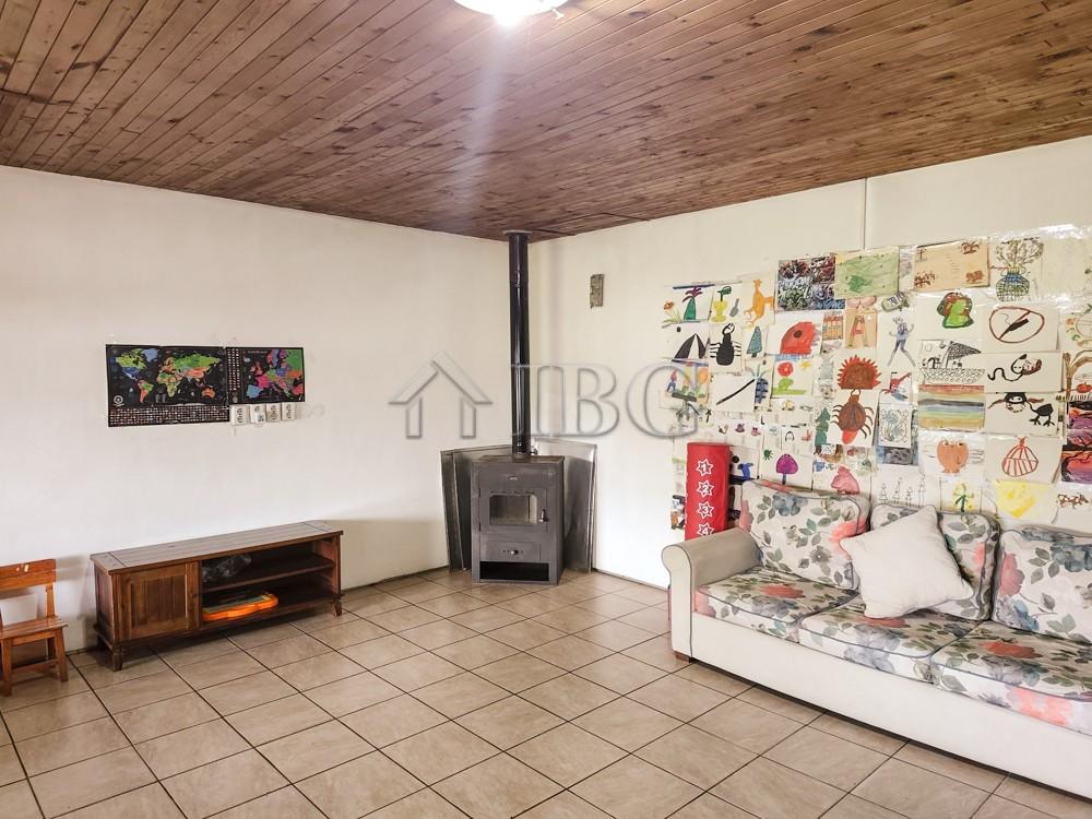 Renovated Family Home with 2,000 sq.m. Garden Radanovo Village, Veliko Tarnovo Region — photo 4 of 23