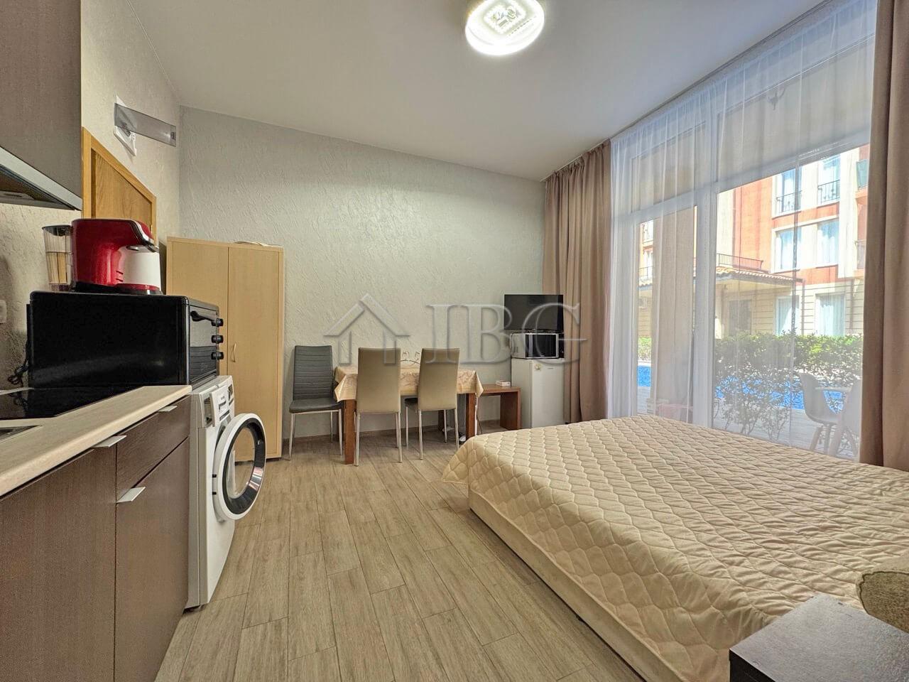Furnished Studio with Pool View Sunny View Central, Sunny Beach — photo 8 of 15