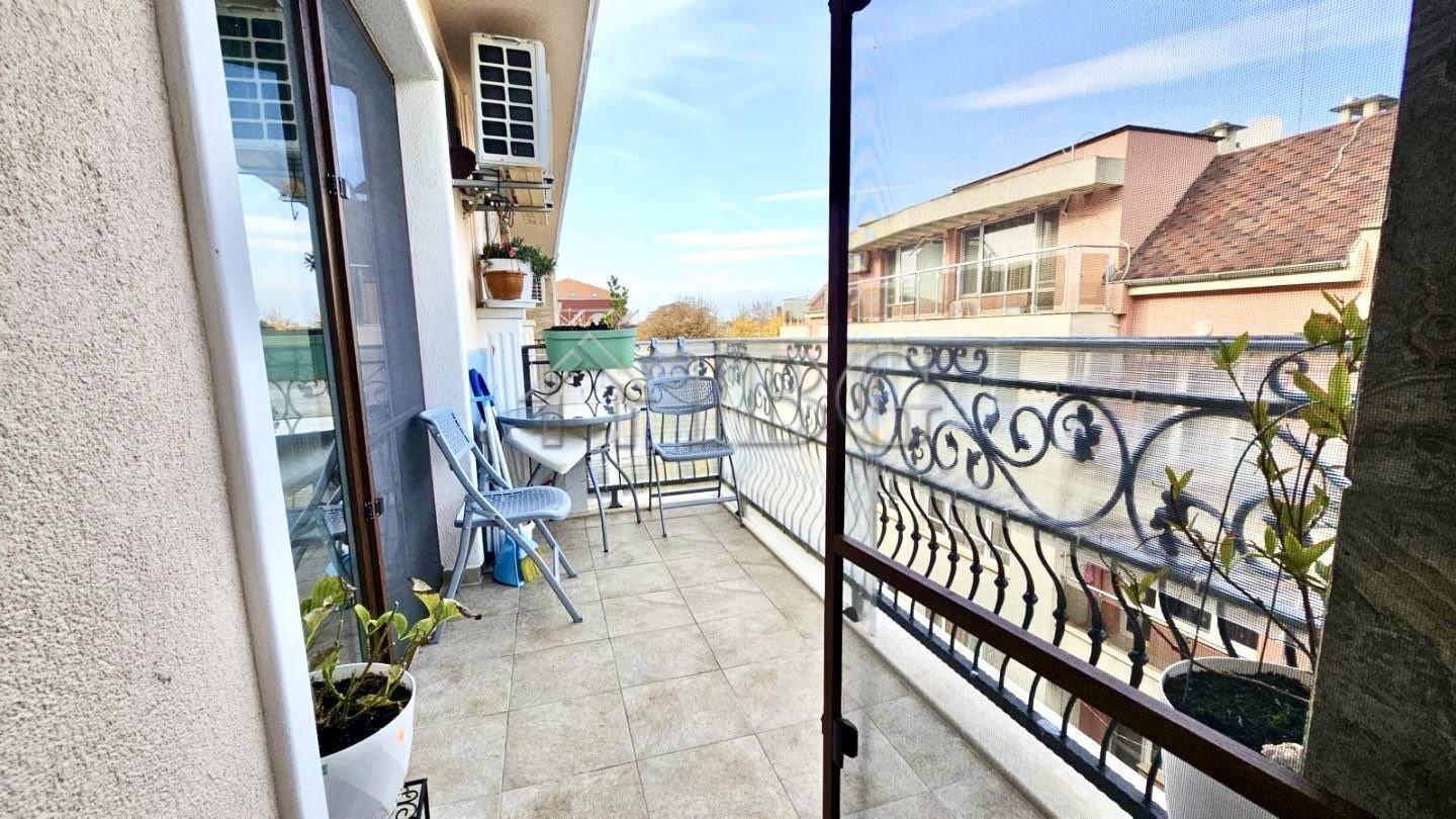 Beachfront 1-Bedroom Apartment Valencia Gardens, Nessebar — photo 11 of 18