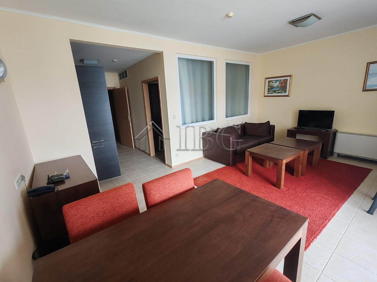 1-Bedroom Apartment on the First Line Sunset Resort, Pomorie — photo 4 of 17