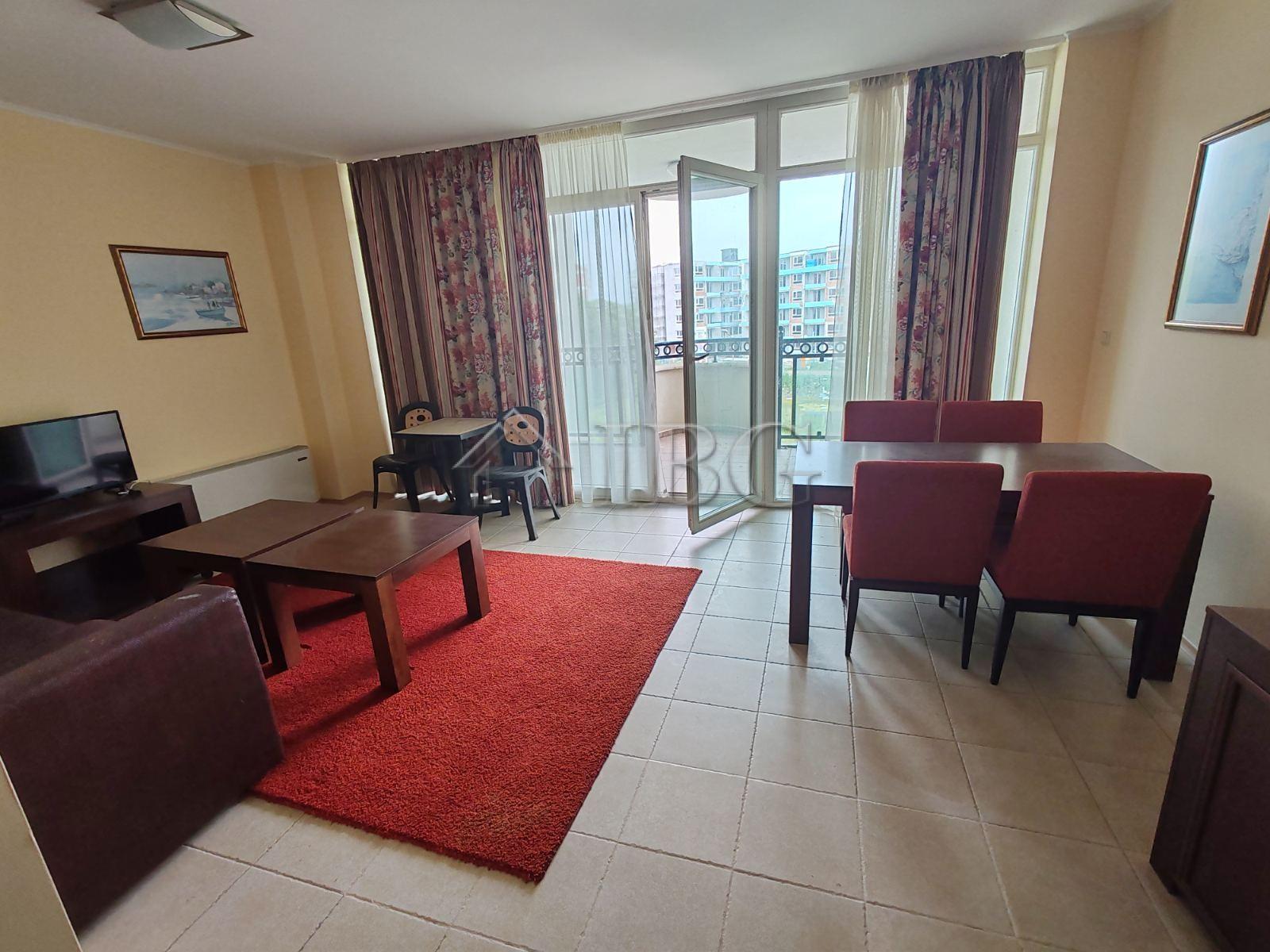 1-Bedroom Apartment on the First Line Sunset Resort, Pomorie — photo 8 of 17
