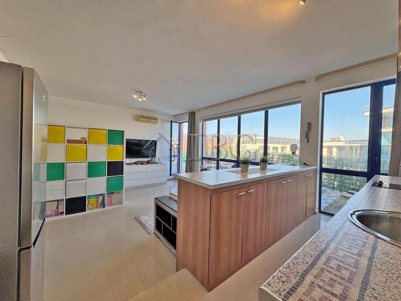 Unique Penthouse with 172 sq.m. Terrace Villa Discovery, Sunny Beach — photo 11 of 24