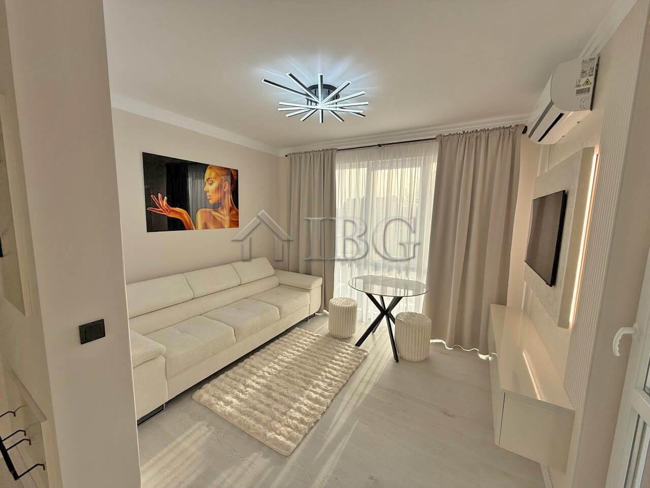 Furnished 1-Bedroom Apartment VIP Limited, Sunny Beach — photo 3