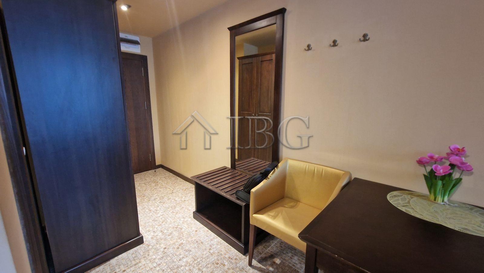 Furnished Studio with Beautiful Pool View in Barcelo Royal Beach, Sunny Beach — photo 11 of 25