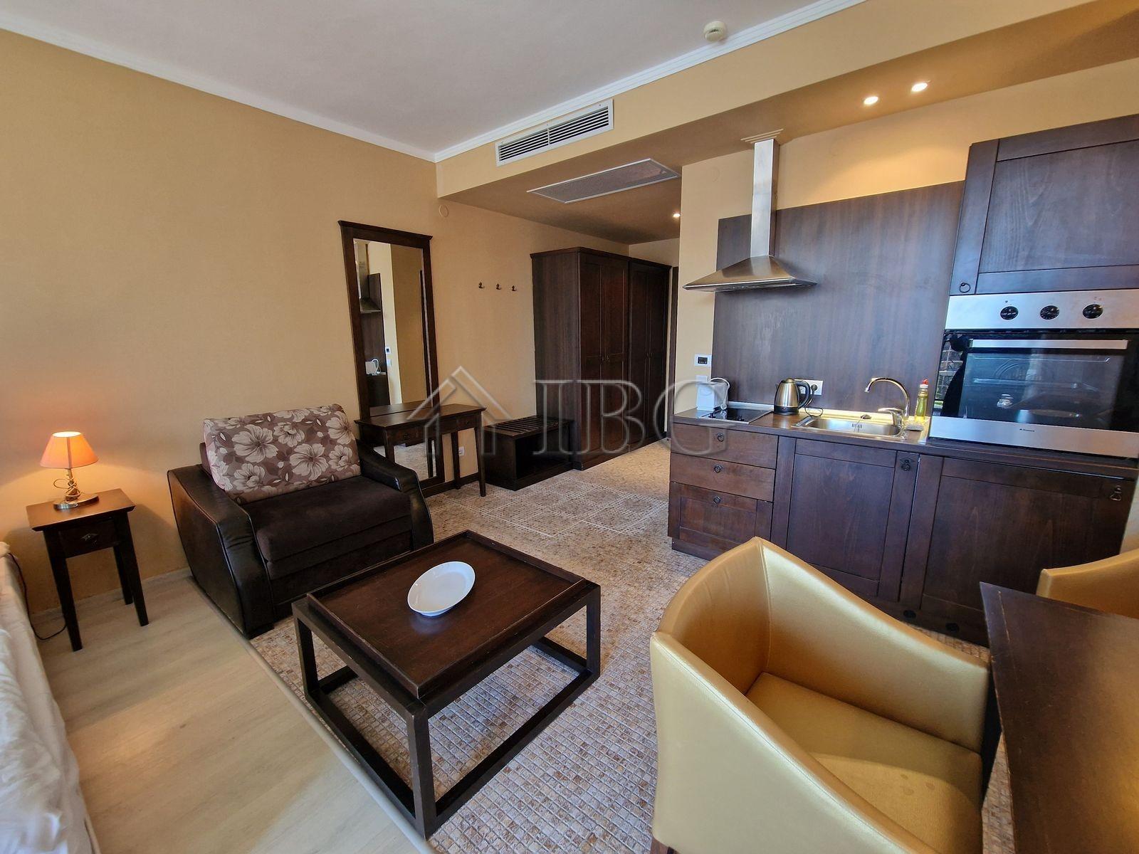Spacious Studio with Pool View in Barcelo Royal Beach, Sunny Beach — photo 16 of 25