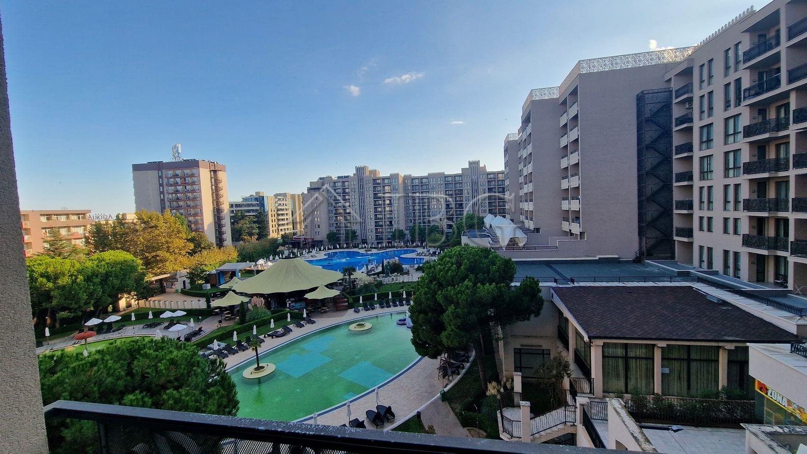 Furnished Studio with Beautiful Pool View in Barcelo Royal Beach, Sunny Beach — photo 6 of 25