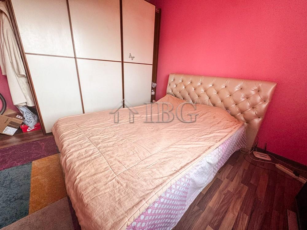 Bright one-bedroom apartment near the Dunav stadium — photo 7 of 15