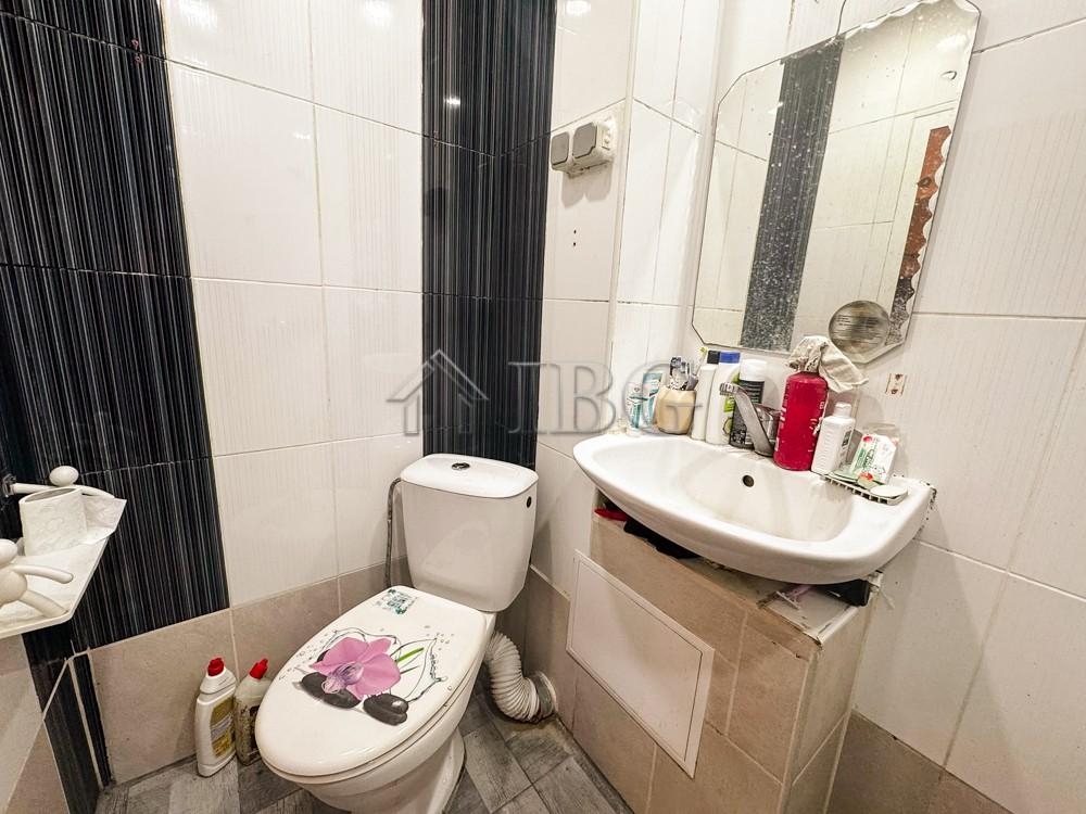 Bright one-bedroom apartment near the Dunav stadium — photo 10 of 15