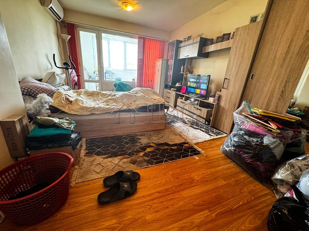 Bright one-bedroom apartment near the Dunav stadium — photo 9 of 15