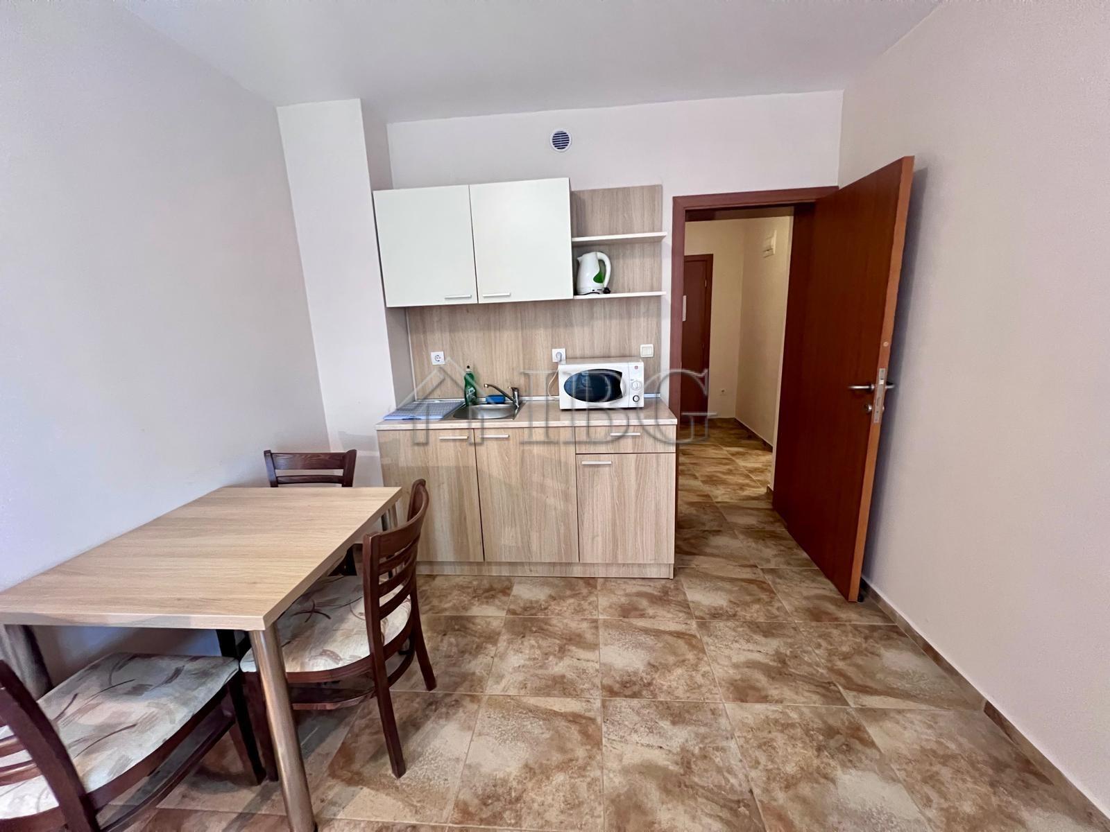 Spacious 1-Bedroom Apartment with Pool View in Karlovo Complex, Sunny Beach — photo 5