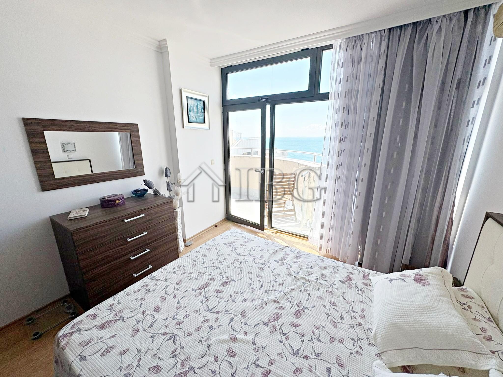 Frontal Sea View 1-Bedroom Apartment Dolce Vita 2 — photo 22 of 25