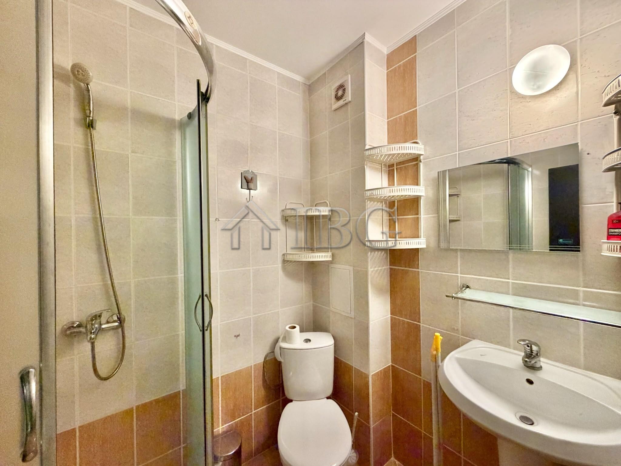 Furnished Studio in Sunset Beach 4, Central Sunny Beach — photo 8 of 9