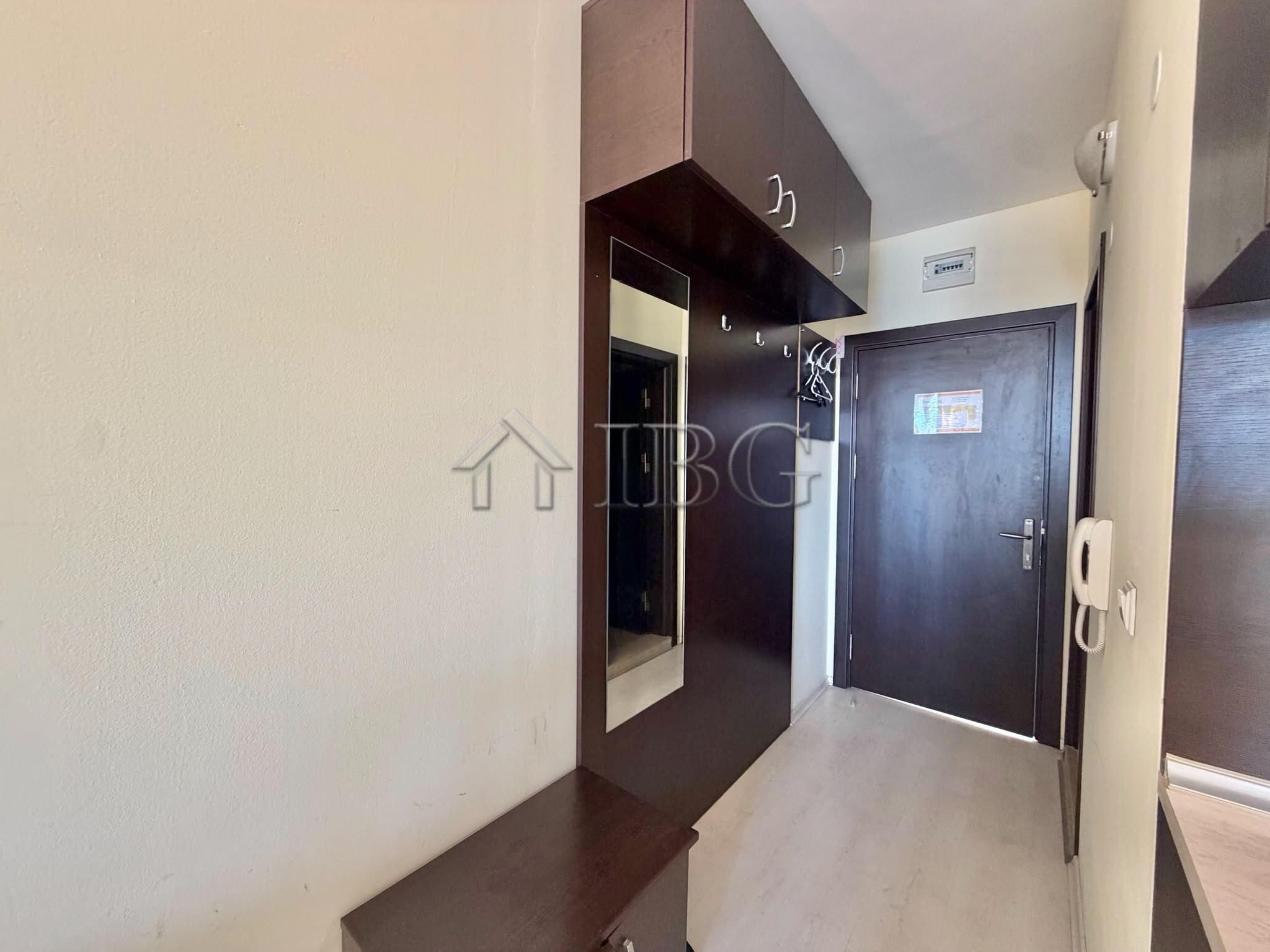 Furnished Studio in Sunset Beach 4, Central Sunny Beach — photo 9 of 9