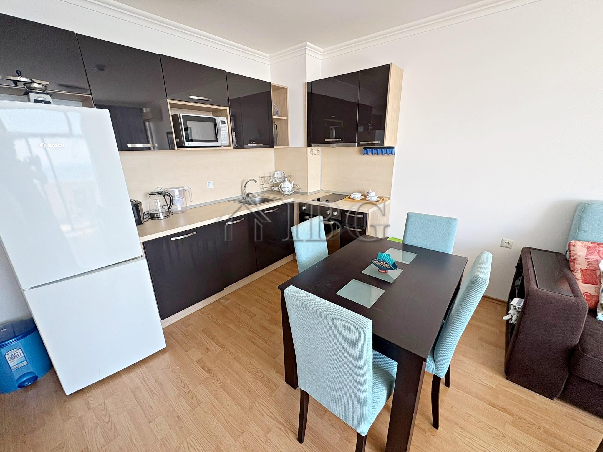 Frontal Sea View 1-Bedroom Apartment Dolce Vita 2 — photo 7 of 25