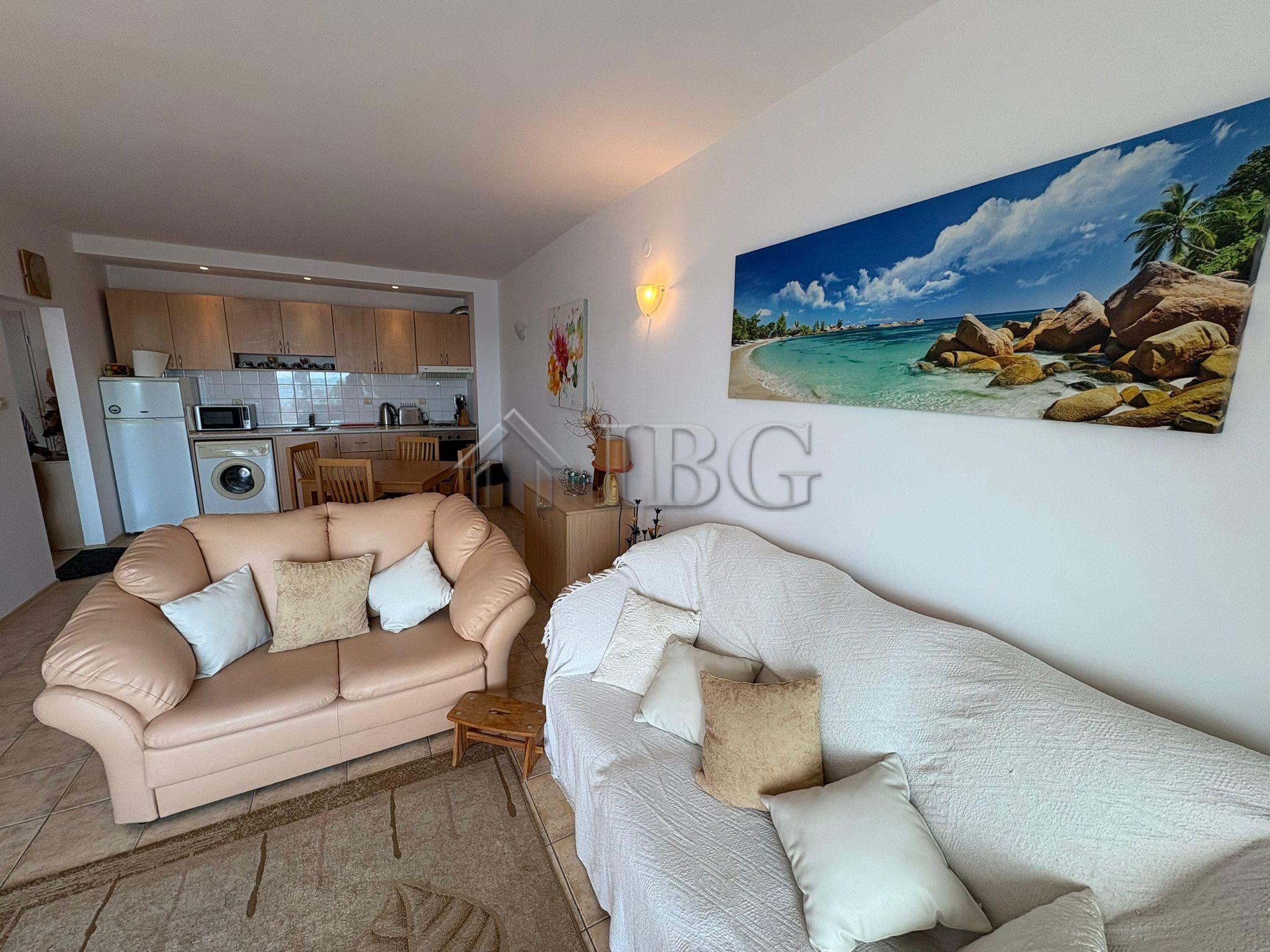 1-Bedroom Apartment with Panoramic Sea View on the First Line in Coral Beach, Sveti Vlas — photo 13 of 25