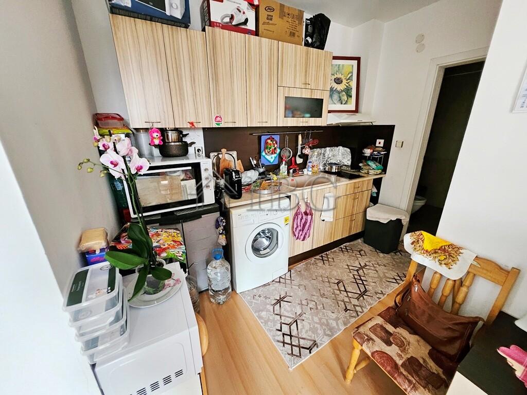 Furnished 1-Bedroom Apartment in Sunny Day 5, Sunny Beach — photo 11 of 13