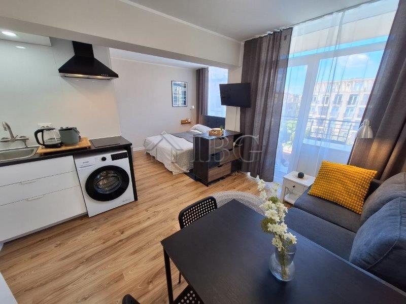 Pool view Studio with New furniture Dawn Park, Sunny Beach — Sunny Beach