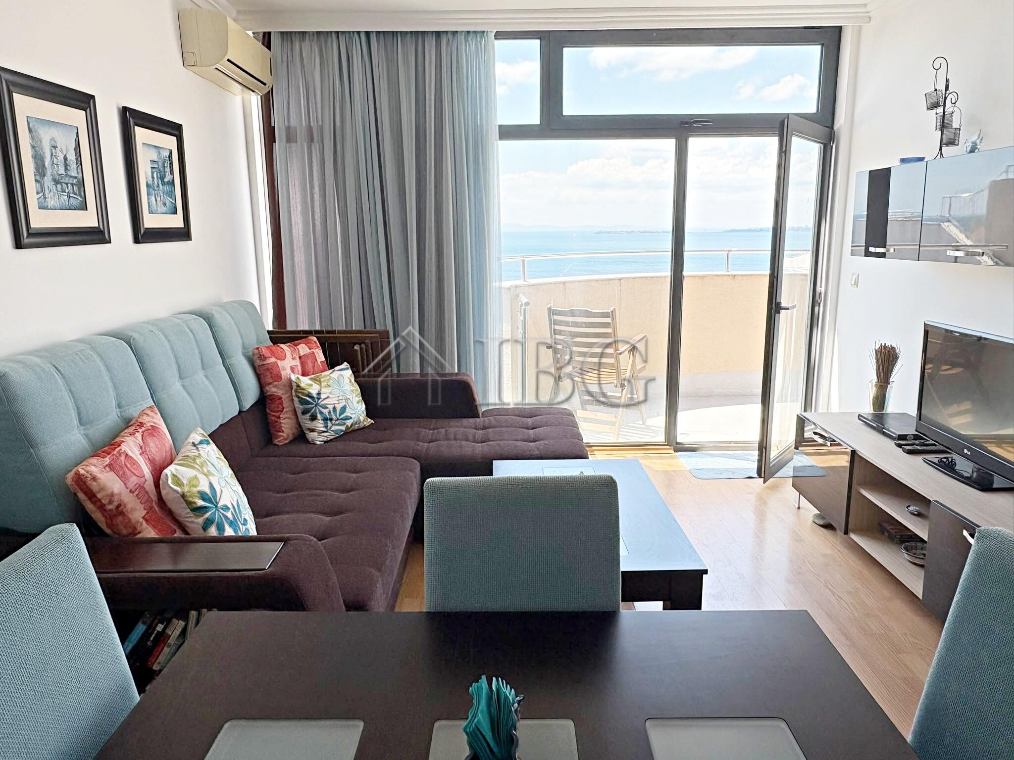 Frontal Sea View 1-Bedroom Apartment Dolce Vita 2 — photo 6 of 25