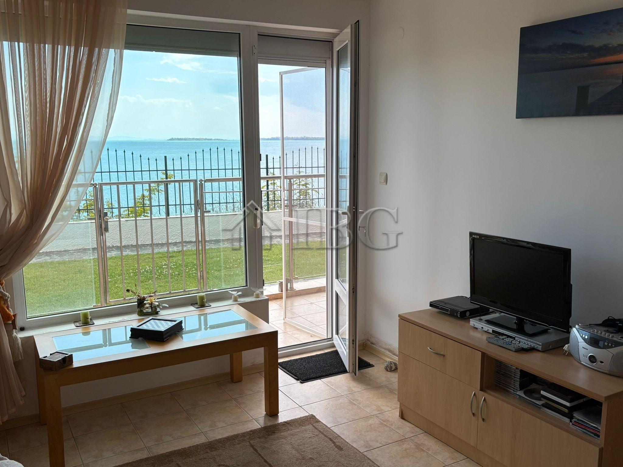 1-Bedroom Apartment with Panoramic Sea View on the First Line in Coral Beach, Sveti Vlas — photo 5