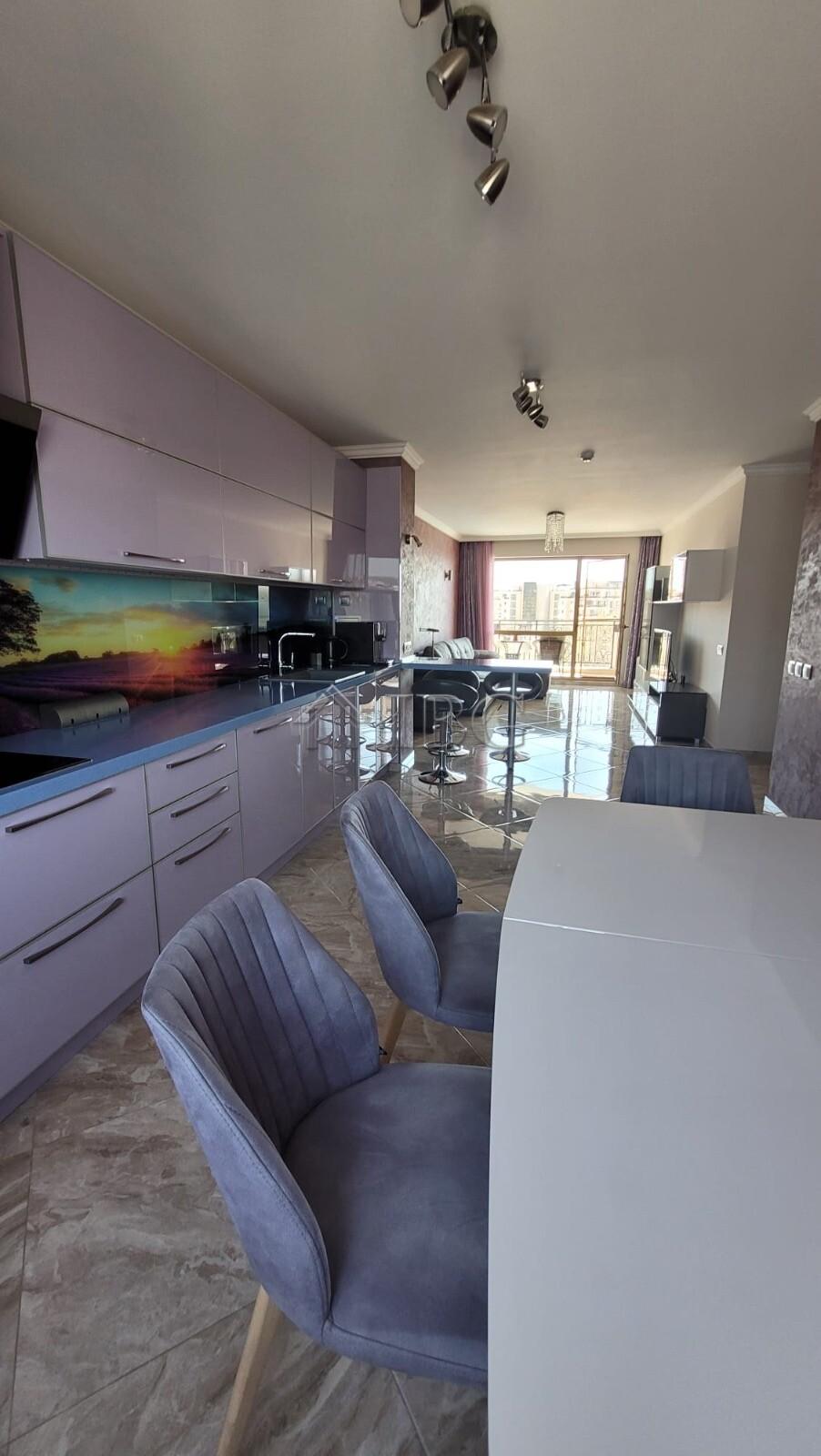 Luxury Apartment with 3 rooms View to pool and sea Villa Florence, Sveti Vlas — photo 7 of 25