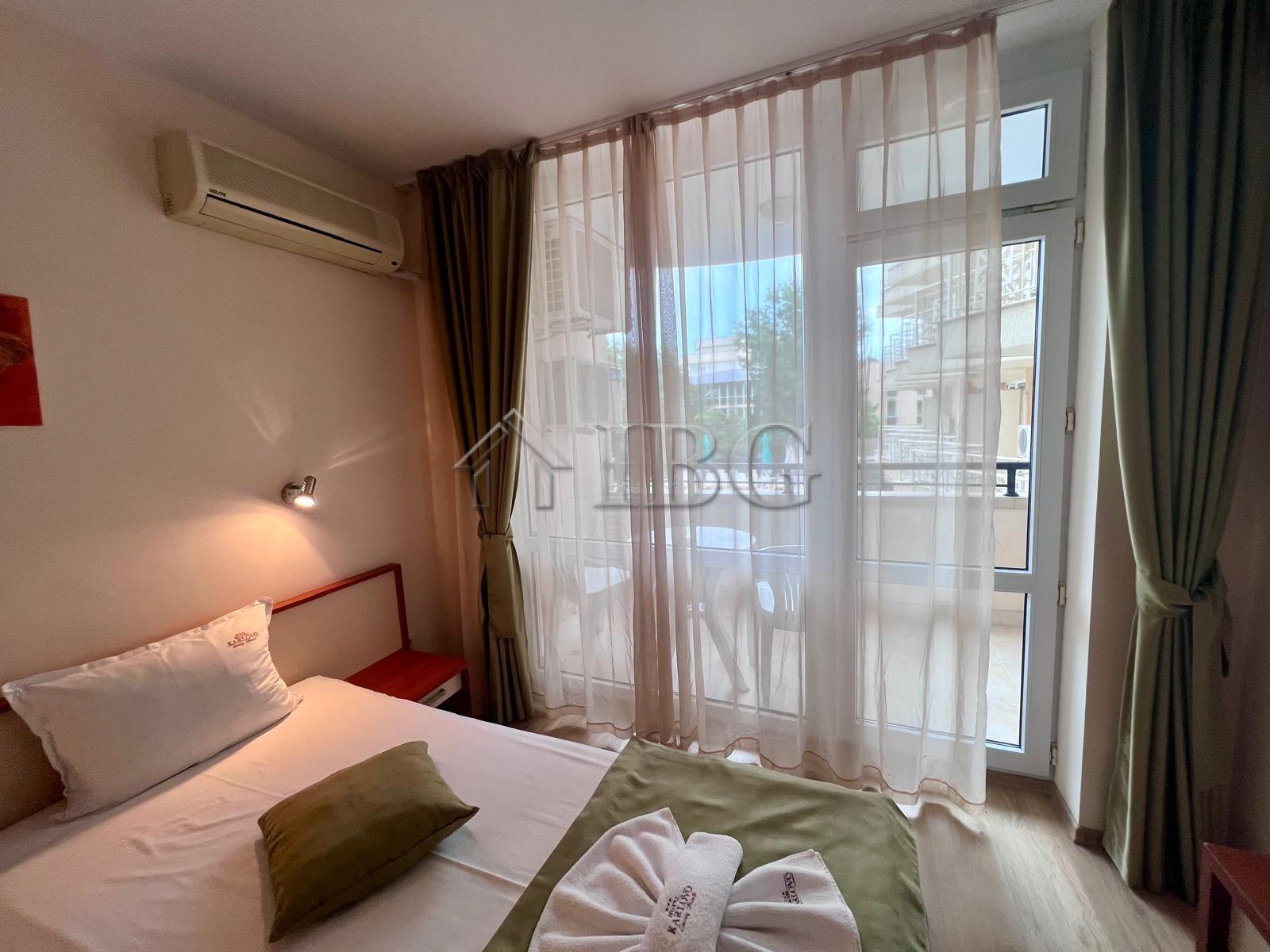 Spacious 1-Bedroom Apartment with Pool View in Karlovo Complex, Sunny Beach — photo 7 of 18