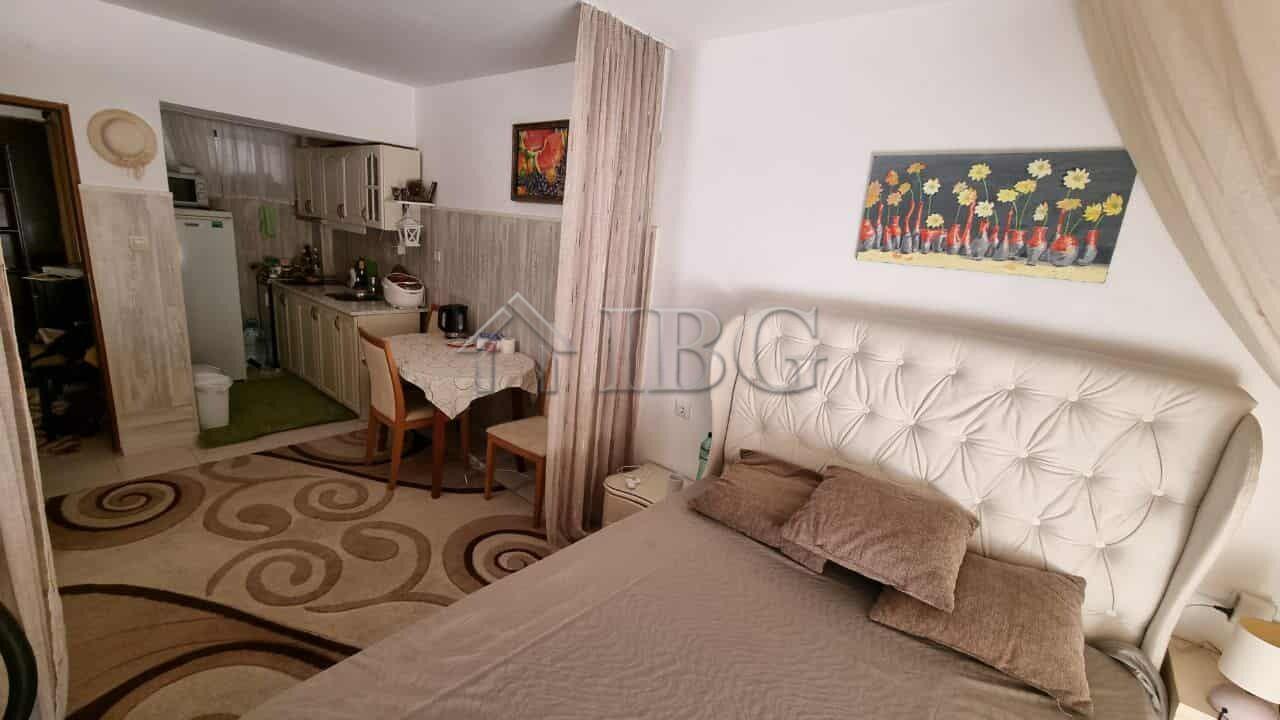 Urgent Sale - Spacious 1-Bedroom Apartment in Villa Sofia, Sunny Beach — photo 4 of 6