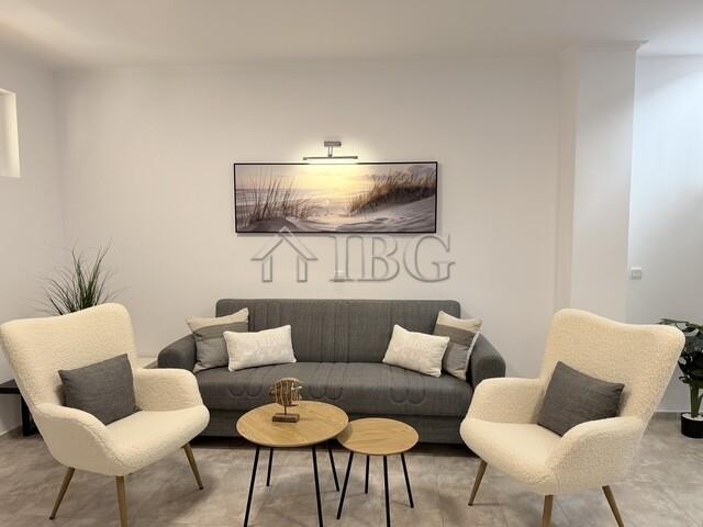 2-Bedroom Apartment with Huge Private Terrace in Robinson Complex, Sunny Beach — photo 8 of 14
