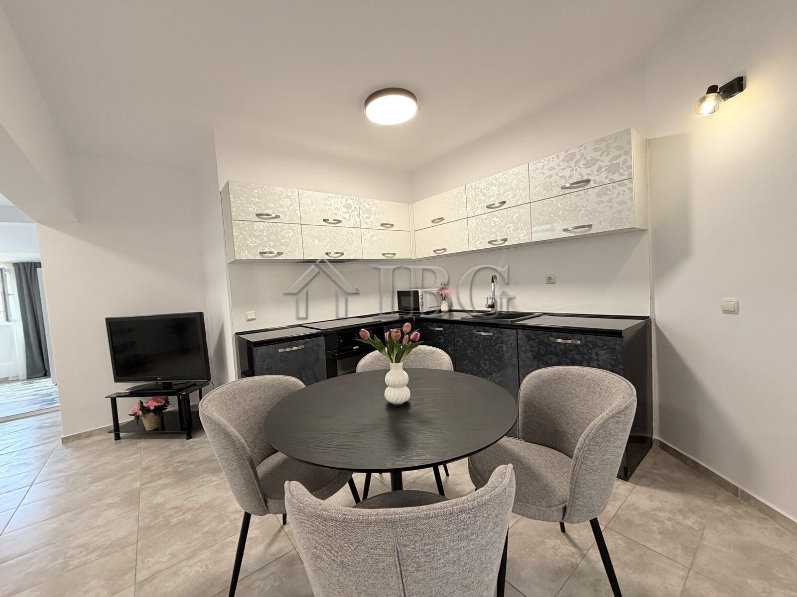 2-Bedroom Apartment with Huge Private Terrace in Robinson Complex, Sunny Beach — photo 3