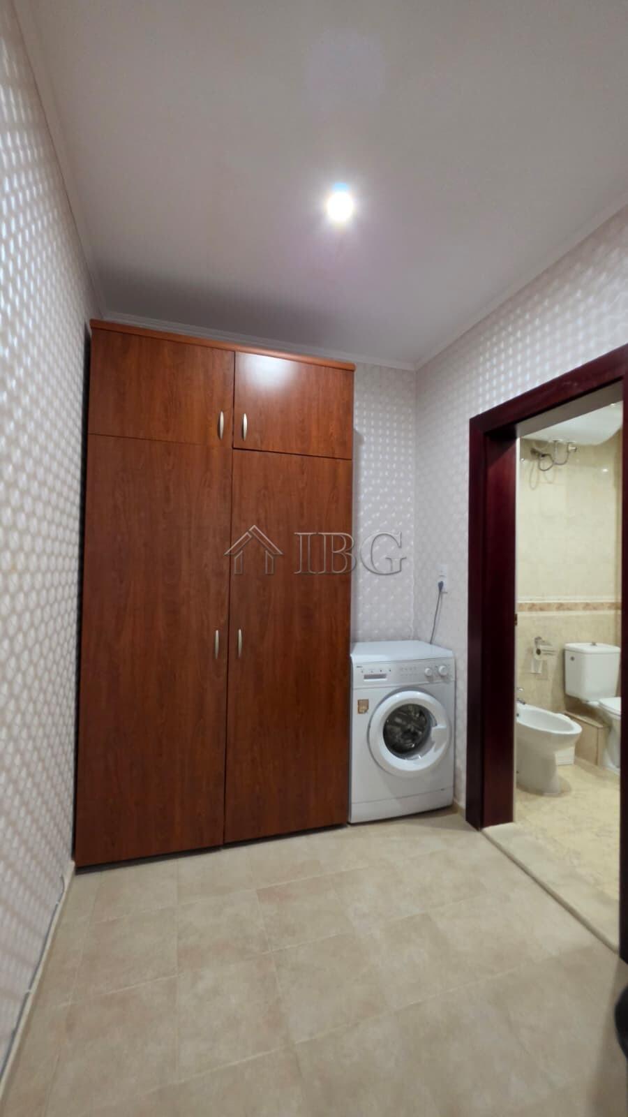 Apartment with Pool View in Miramar Palace, Sunny Beach - Only 100 m from the Beach — photo 16 of 19