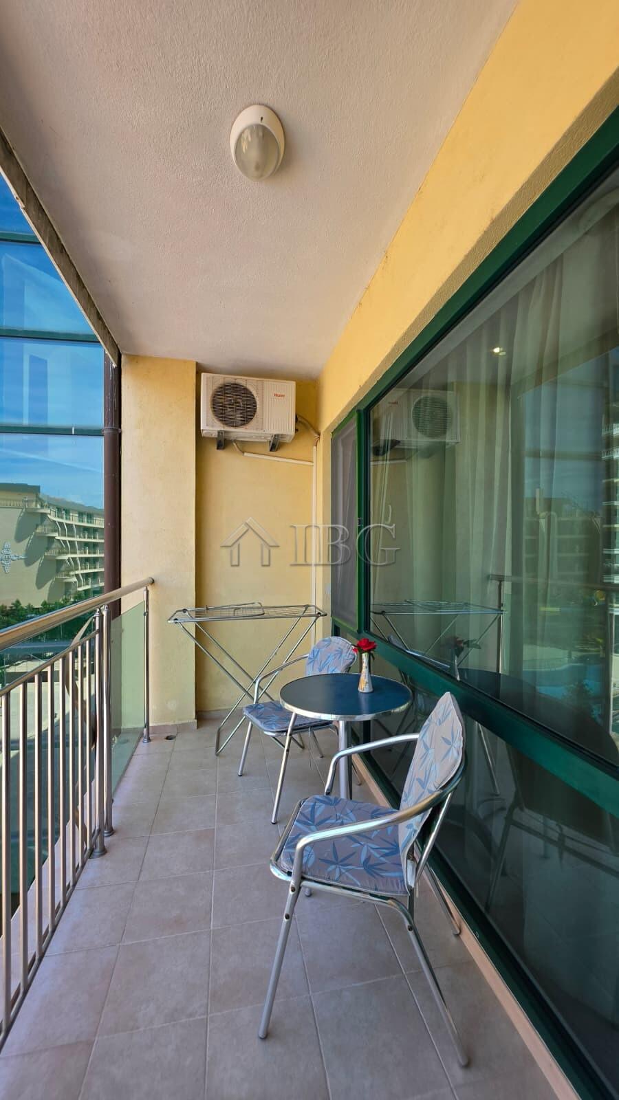 Apartment with Pool View in Miramar Palace, Sunny Beach - Only 100 m from the Beach — photo 6 of 19