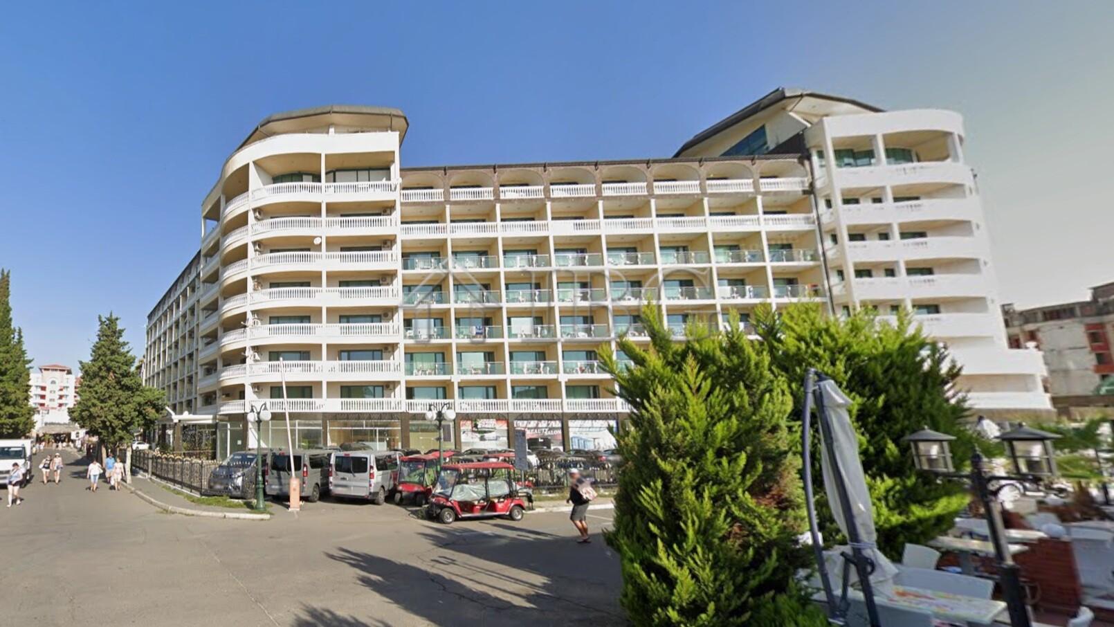Apartment with Pool View in Miramar Palace, Sunny Beach - Only 100 m from the Beach — photo 18 of 19