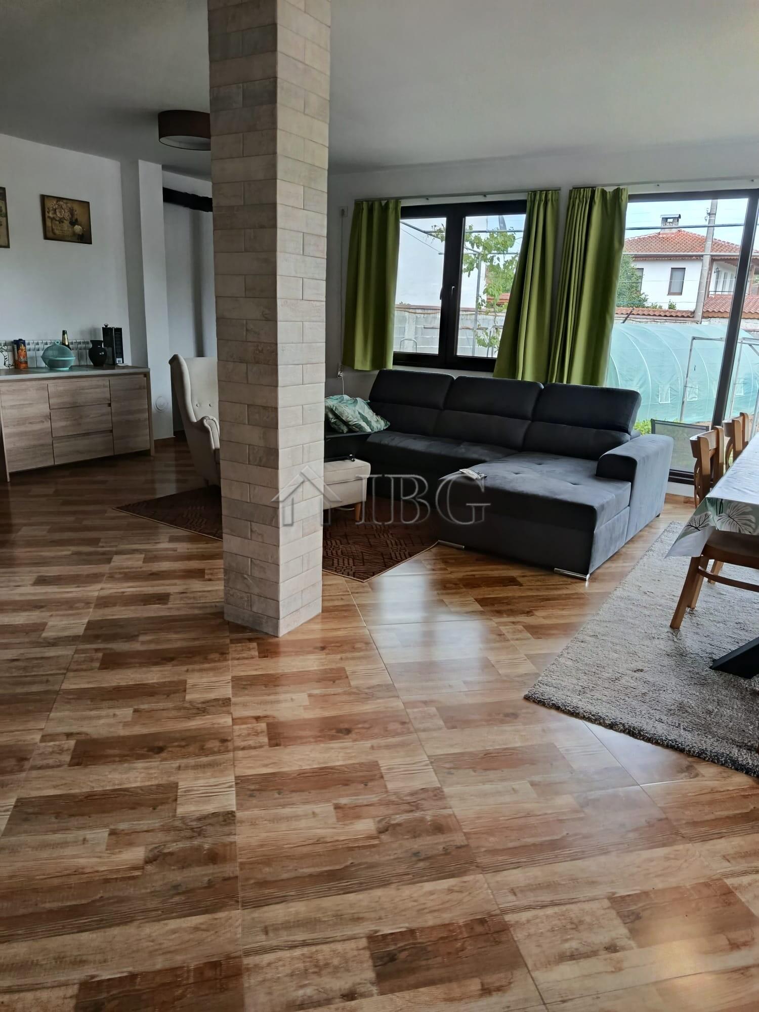 Furnished Single-Storey House with Large Garden in Fakia Village, Burgas Region — photo 7 of 25