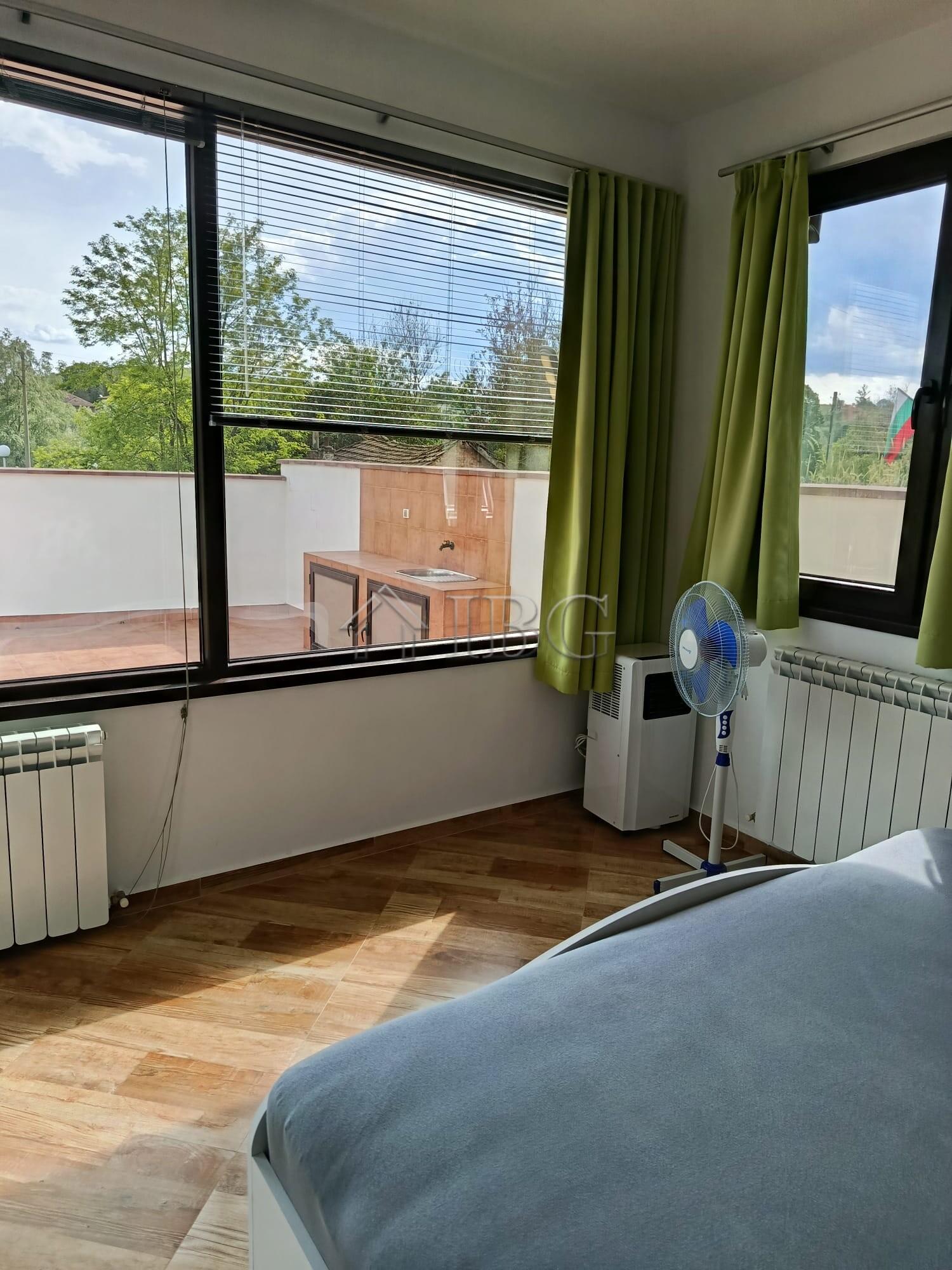 Furnished Single-Storey House with Large Garden in Fakia Village, Burgas Region — photo 14 of 25
