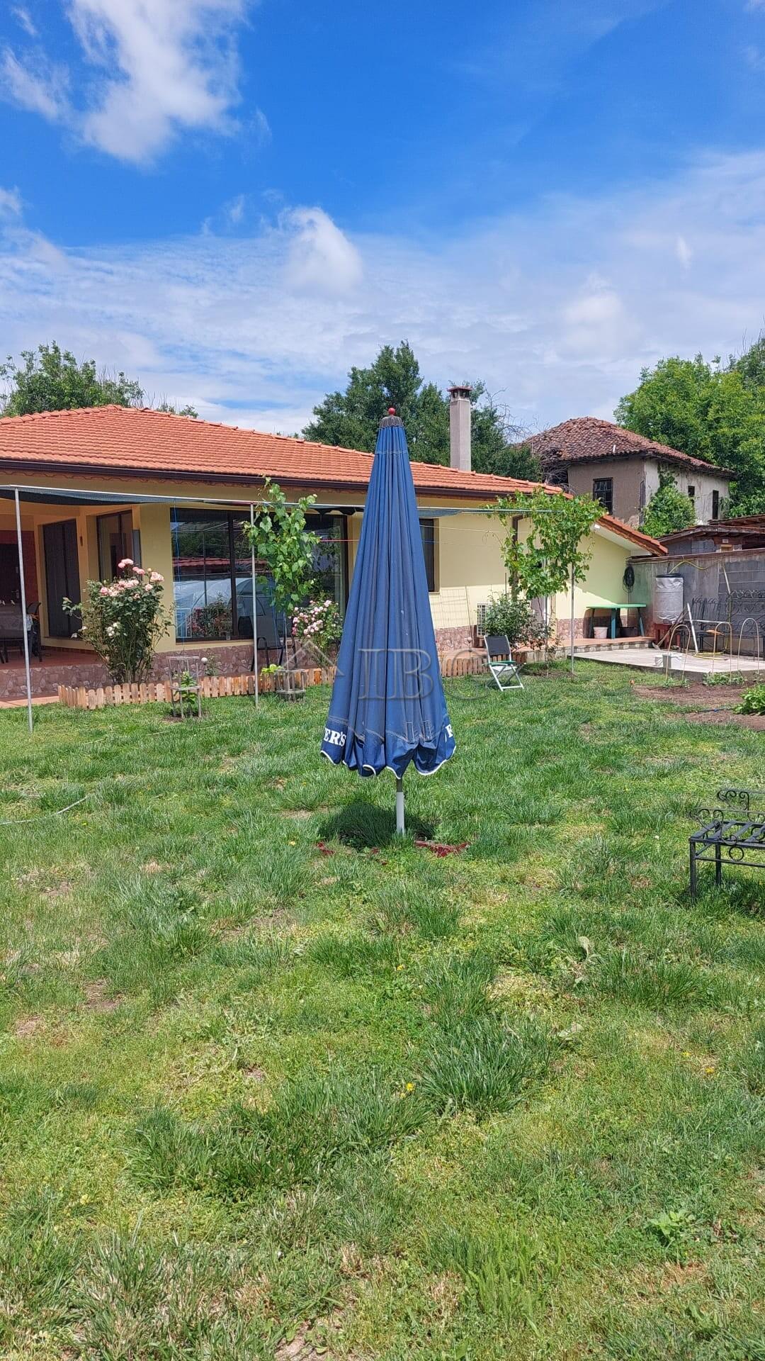 Furnished Single-Storey House with Large Garden in Fakia Village, Burgas Region — photo 22 of 25