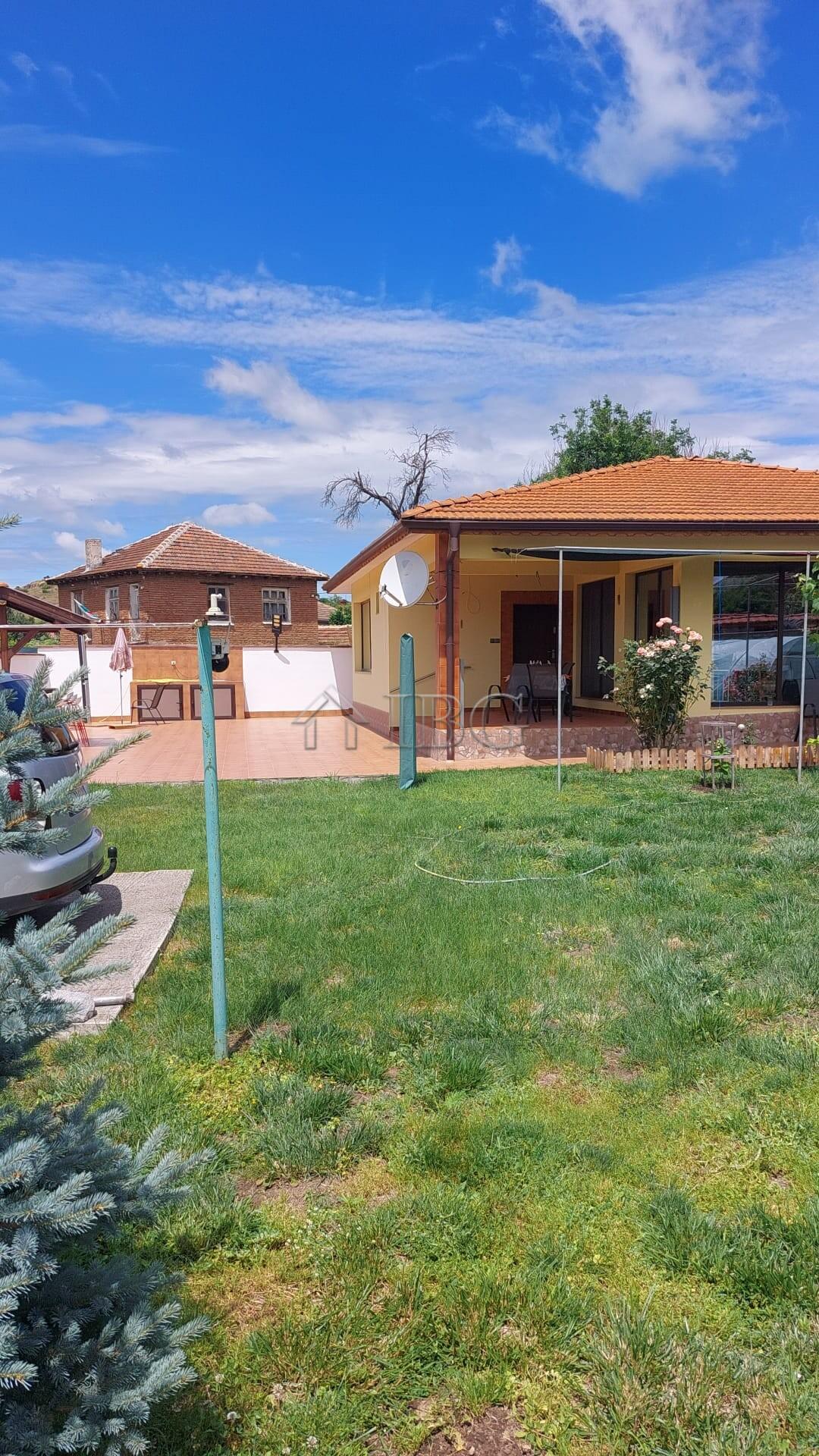 Furnished Single-Storey House with Large Garden in Fakia Village, Burgas Region — photo 17 of 25