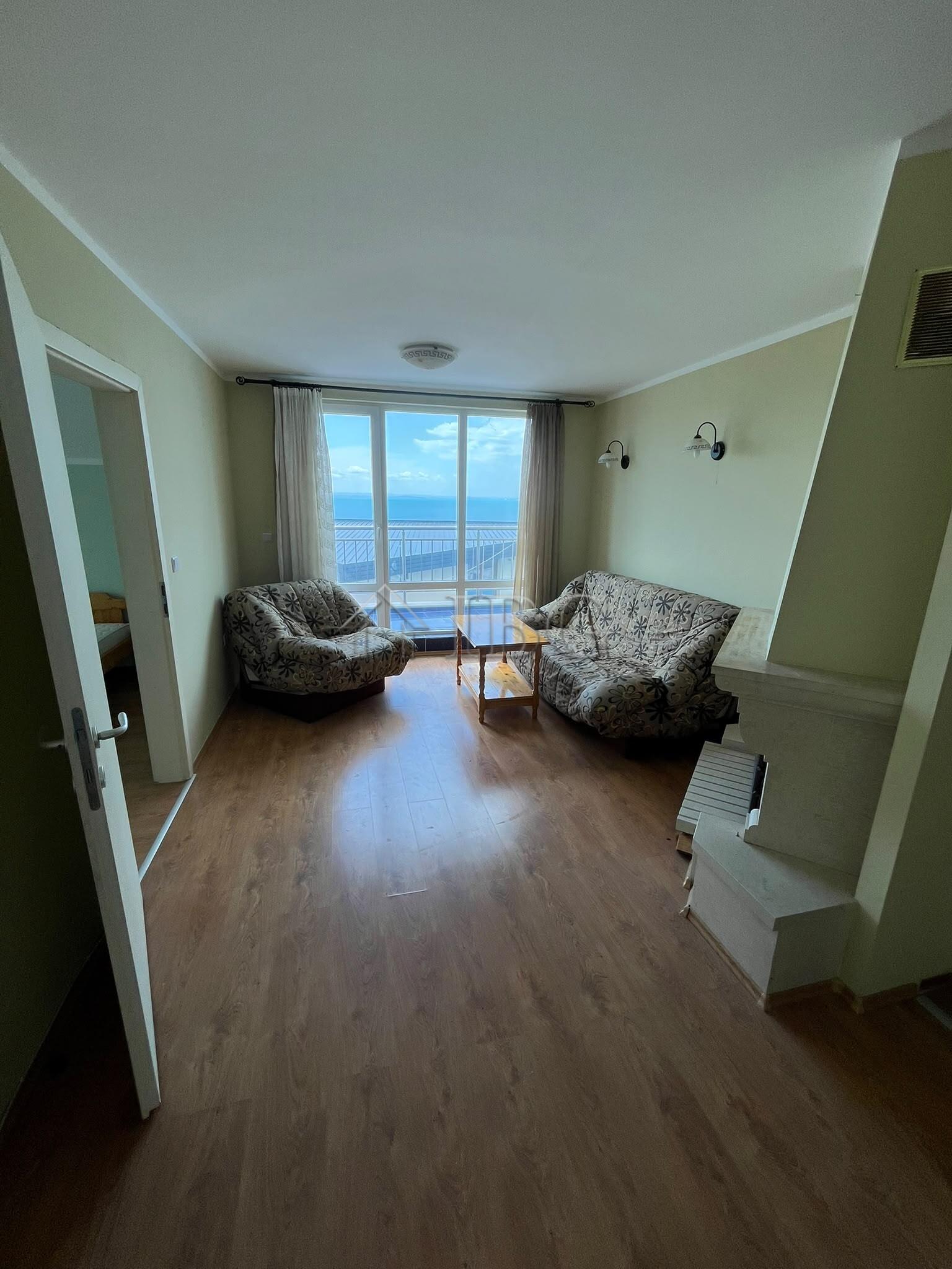 Spacious 4-Room Apartment with Front Sea and Pool Views in Blue Bay Palace, Pomorie — photo 6 of 24